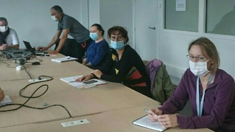 La section de Saint Laurent des Eaux rencontre le secrétaire général
