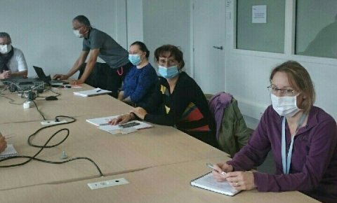 La section de Saint Laurent des Eaux rencontre le secrétaire général