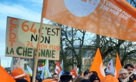 1,7 million de manifestants dans les rues de FRANCE